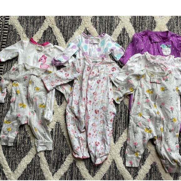 Carters, Mud Pie and More Girls Sizes Newborn-3mo sleepers Zip up and Button - Picture 1 of 7
